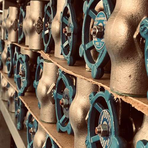 شیر فلکه 8 اینچ استیل OMB